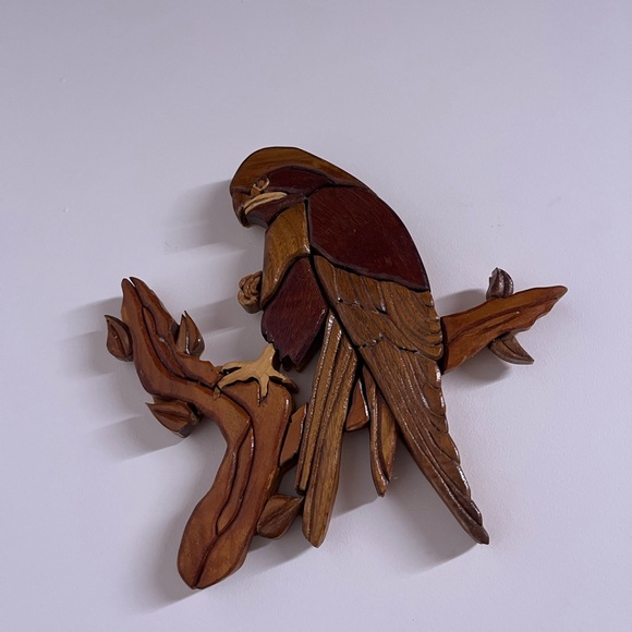 Vintage Wooden Parrots - Set of 2 🦜 - Picture 3 of 3